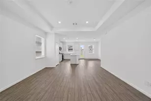 9723 Pettus Crk Dr, Cypress, TX 77433 - Photo 16