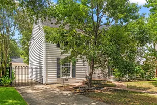 3058 Locke, Houston, TX 77019 - Photo 36