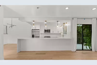 1914 Augusta Drive #16, Houston, TX 77057 - Photo 8