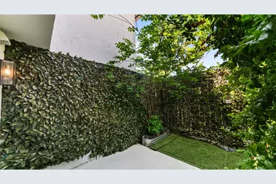 1914 Augusta Drive #16, Houston, TX 77057 - Photo 28