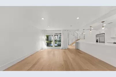 1914 Augusta Drive #16, Houston, TX 77057 - Photo 12