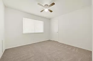 4910 Brownfields Ct, Houston, TX 77066 - Photo 24