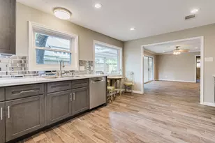 5310 Carew St, Houston, TX 77096 - Photo 4