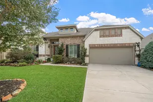 8020 SERENITY Dr, Pearland, TX 77584 - Photo 2