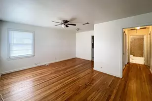 1241 Chevy Chase St, Angleton, TX 77515 - Photo 2