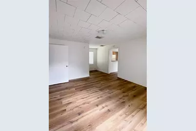 1241 Chevy Chase Street, Angleton, TX 77515 - Photo 4