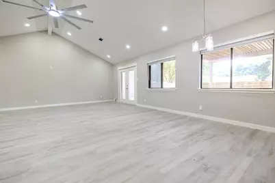 2 Abalone Street, Bay City, TX 77414 - Photo 4