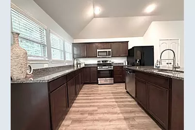 1039 Blue Moon Court, Conroe, TX 77301 - Photo 8