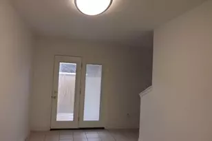 7936 Grove Ridge Dr, Houston, TX 77061 - Photo 8