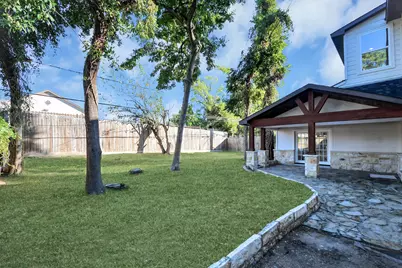 10038 Westview Drive, Houston, TX 77055 - Photo 40