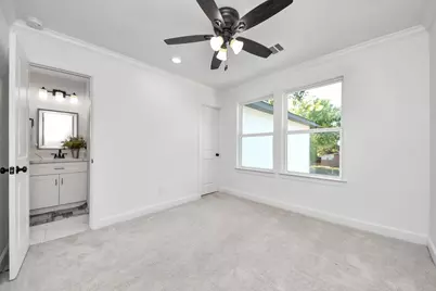 10038 Westview Drive, Houston, TX 77055 - Photo 26