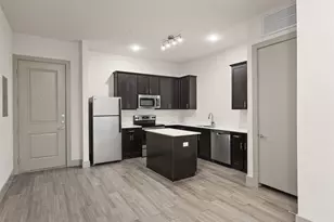 4509 Mt Vernon St, Houston, TX 77006 - Photo 2