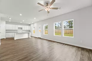 10743 Red Flagstone Dr, Conroe, TX 77306 - Photo 6