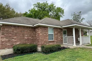 833 E Camp St, La Grange, TX 78945 - Photo 18