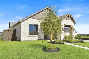 11915 S Pavillion Dr, Mont Belvieu, TX 77523 - Photo 4