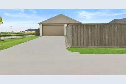 11915 S Pavillion Drive, Mont Belvieu, TX 77523 - Photo 38