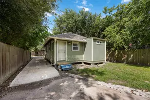 2814 Francis St, Houston, TX 77004 - Photo 14