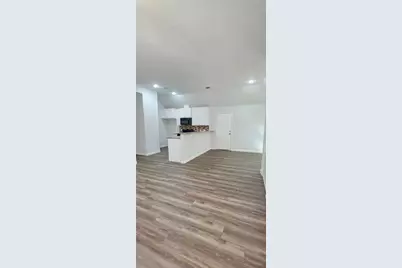 4431 Stassen Street, Houston, TX 77051 - Photo 6