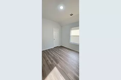 4431 Stassen Street, Houston, TX 77051 - Photo 14