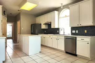 2438 Weatherford Dr, Pearland, TX 77584 - Photo 12