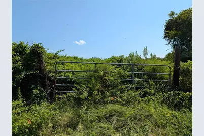 358 County Road 184, Liberty, TX 77575 - Photo 2