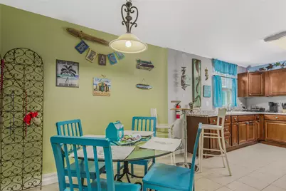 1315 40th Street, Galveston, TX 77550 - Photo 4