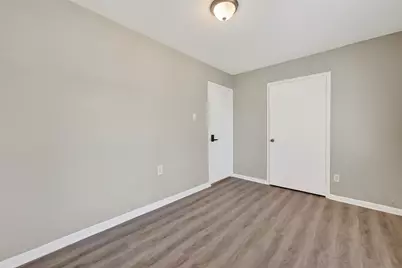 12211 Chimney Rock Road, Houston, TX 77035 - Photo 16