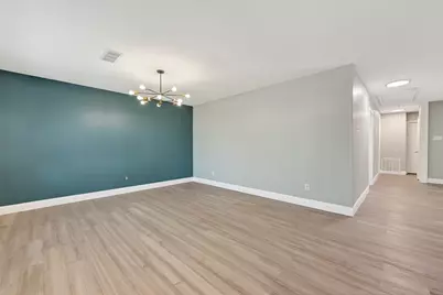 12211 Chimney Rock Road, Houston, TX 77035 - Photo 6