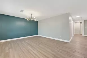 12211 Chimney Rock Rd, Houston, TX 77035 - Photo 6