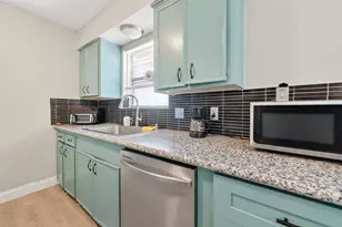 12211 Chimney Rock Rd, Houston, TX 77035 - Photo 12