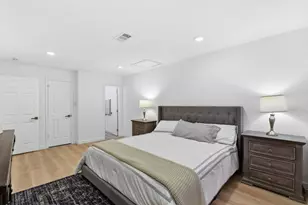 5207 Ridgeton Dr, Houston, TX 77053 - Photo 10