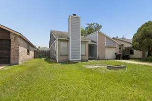 7610 Log Cradle Dr, Houston, TX 77041 - Photo 2