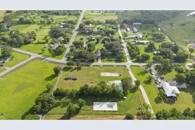 2257 County Road 529, Alvin, TX 77511 - Photo 6