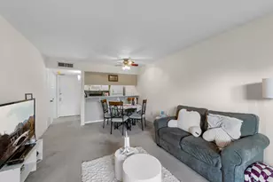 8429 Hearth Dr, Houston, TX 77054 - Photo 10