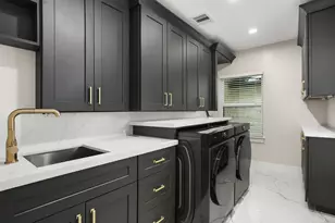 4002 Dixie Farm Rd, Pearland, TX 77581 - Photo 16