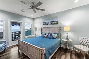 1317 Emerald Dr, Crystal Beach, TX 77650 - Photo 6