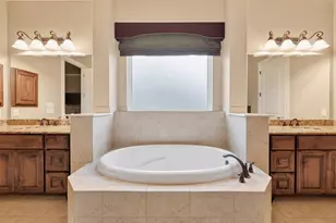 3088 Rolling Valley Ln, Brenham, TX 77833 - Photo 20