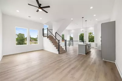 947 Green Meadow Street #B, Houston, TX 77091 - Photo 2
