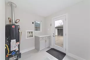 10206 Oak Point Dr, Houston, TX 77043 - Photo 28