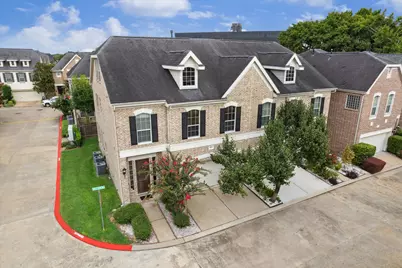 3203 Holly Path Drive, Houston, TX 77042 - Photo 48