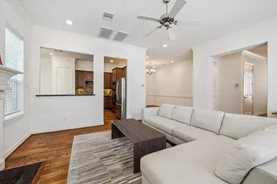 3203 Holly Path Drive, Houston, TX 77042 - Photo 18