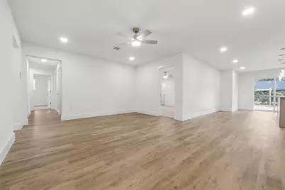 6403 Acorn Forest Drive, Houston, TX 77088 - Photo 6