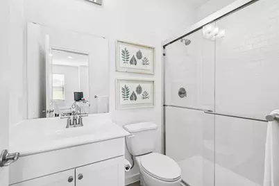 901 Kingwood Drive, League City, TX 77573 - Photo 4