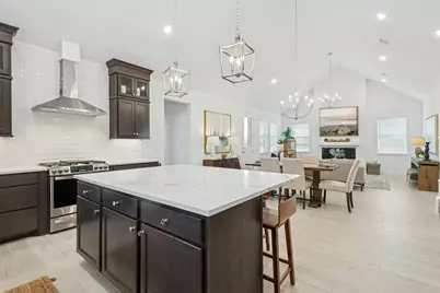 901 Kingwood Drive, League City, TX 77573 - Photo 8