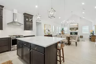 901 Kingwood Dr, League City, TX 77573 - Photo 8