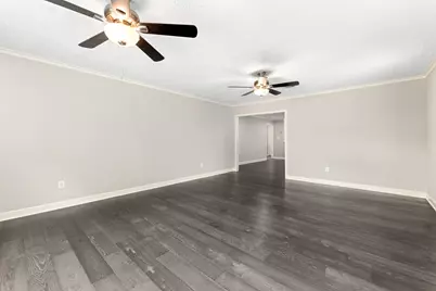 12219 Wessex Drive, Houston, TX 77089 - Photo 14