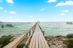 2306 Avenue N, Dickinson, TX 77539 - Photo 2