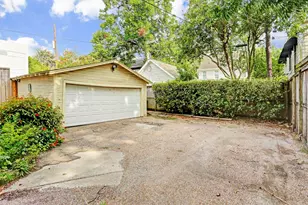 2313 Wroxton St, Houston, TX 77005 - Photo 14