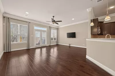 5708 Petty St #B, Houston, TX 77008 - Photo 8