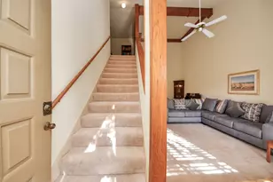 9433 Pagewood Ln, Houston, TX 77063 - Photo 6